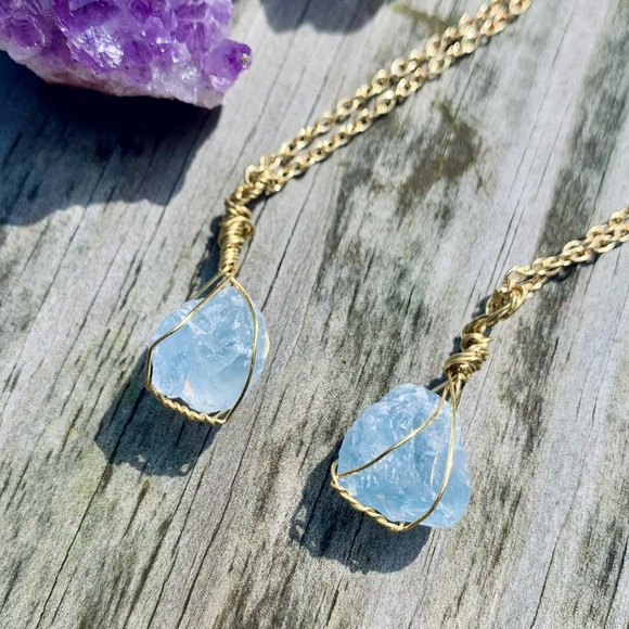 Celestite Gold Crystal Necklace - Picture 4 of 5